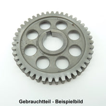 Lade das Bild in den Galerie-Viewer, Zahnrad Kurbelwelle Ausgleichswelle - gebraucht
